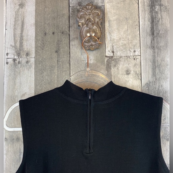 Ming Wang High-Neck Knit Tank in Black Size Medium. - Picture 5 of 13